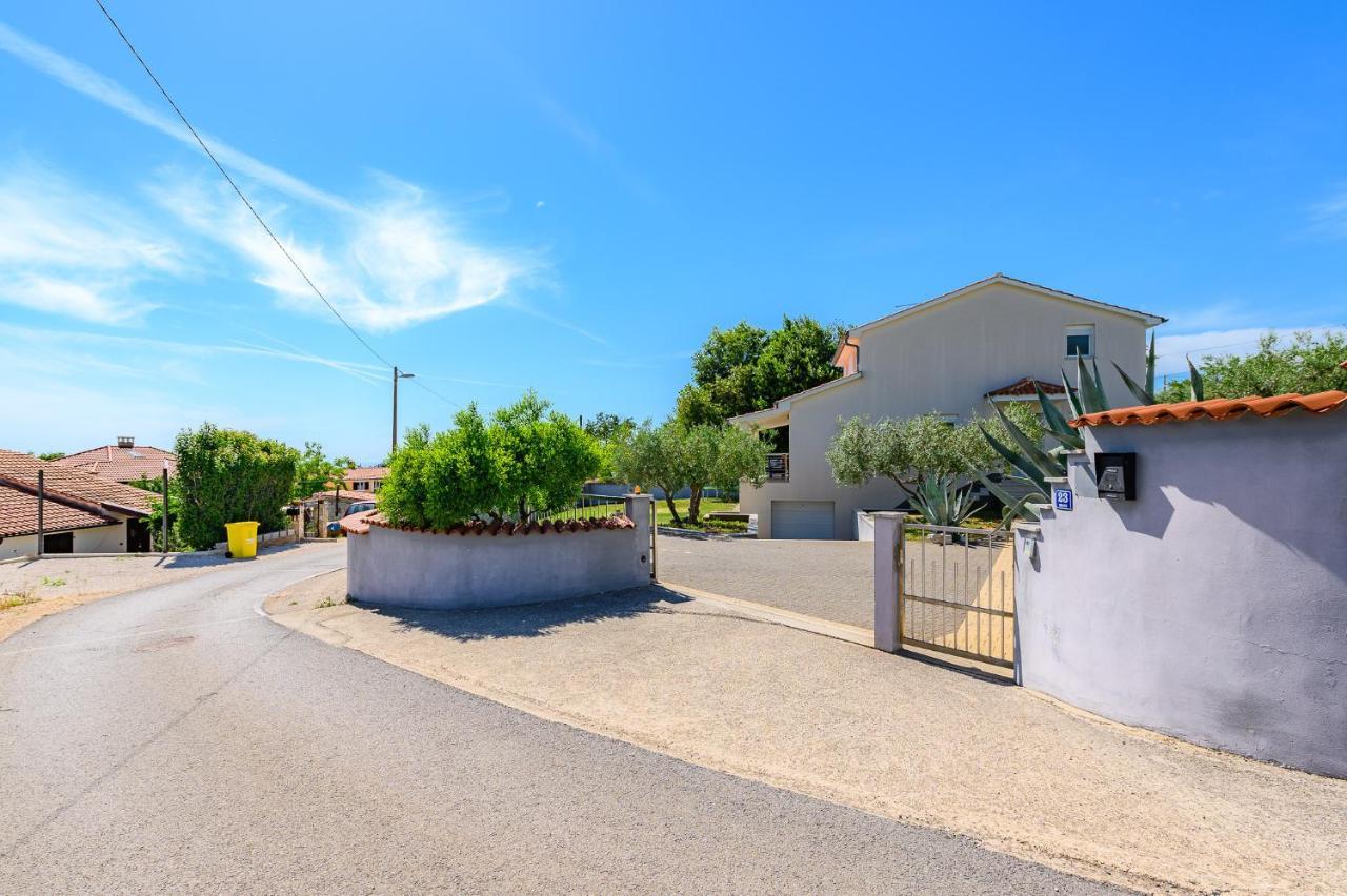 Villa Elisa กาชเตลีร์ ภายนอก รูปภาพ
