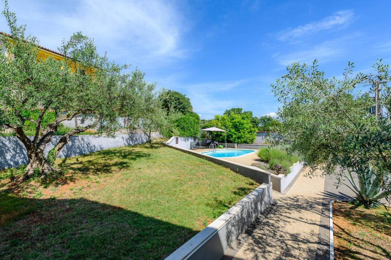 Villa Elisa กาชเตลีร์ ภายนอก รูปภาพ